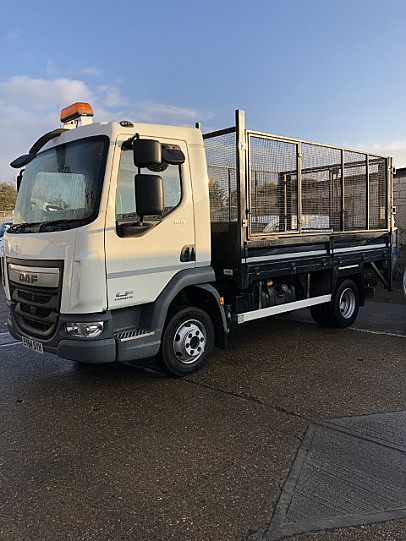 Daf 7.5T Caged Tail Lift Tipper Lorry